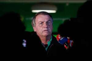 Supremo ordena a Bolsonaro entregar su pasaporte: de qué lo acusan y cuál fue la respuesta - Mundo - ABC Color