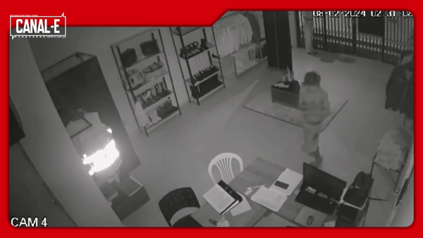 SOLITARIO LADRÓN ROBÓ DINERO Y CELULAR DE UNA COOPERATIVA