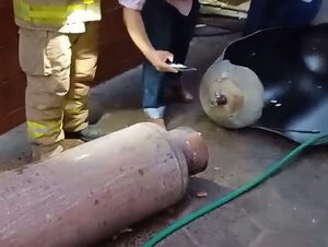 Proveedora desmiente responsabilidad de sus funcionarios por mortal fuga de amoníaco · Radio Monumental 1080 AM