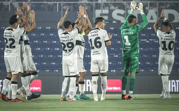 Versus / Uno de los jugadores más cuestionados podría dejar Olimpia