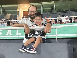 Toto y la primera vez de Cayetano en la cancha, “Una tarde mi viejo me llevó” - Te Cuento Paraguay