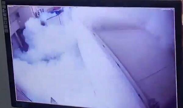 [VIDEO] Impactante: así ocurrió la explosión y fuga de amoniaco en fábrica de embutidos