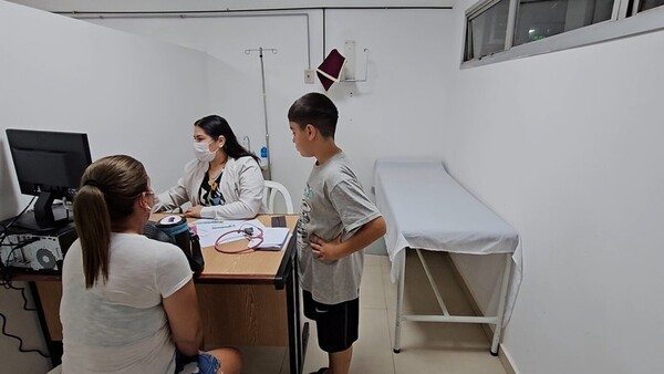 ¿En qué hospitales podés consultar por las noches?