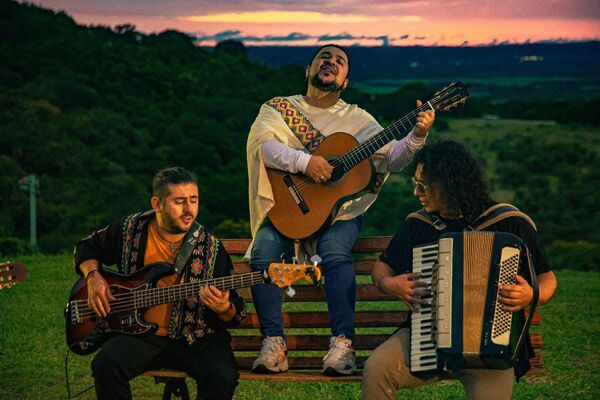 TIERRA ADENTRO presenta nuevo video registrado en El Escondido