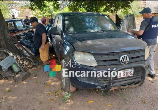 Incautan camioneta de dudosa procedencia en San Pedro del Paraná