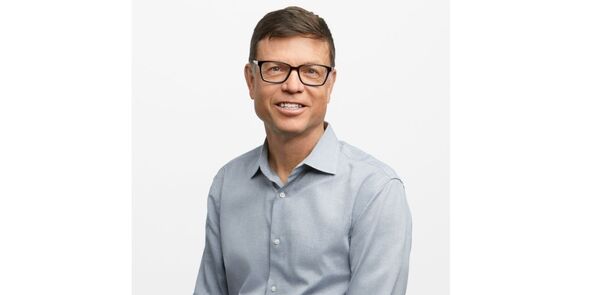 General Motors contrata al creador de las bater铆as y la Gigafactoria de Tesla, Kurt Kelty - Revista PLUS