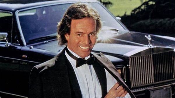 Julio Iglesias colaborará con Netflix para producir una serie sobre su vida