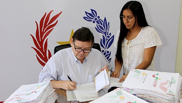Gobierno promueve titulación de tierras a favor de las mujeres rurales