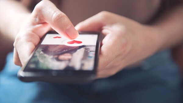 Los novios a préstamo cuestan más caros en redes sociales