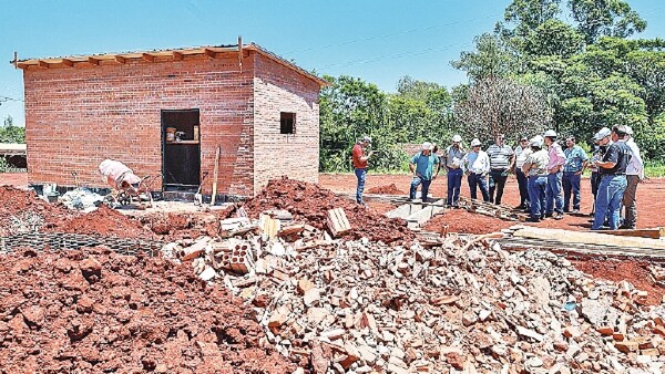 Un colegio técnico dentro del parque industrial de Hohenau