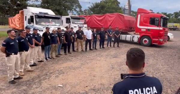 La Nación / Curuguaty: en operativo anticontrabando decomisan varias prendas y calzados