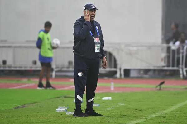 Carlos Jara Saguier critica el arbitraje de Tejera - Fútbol - ABC Color