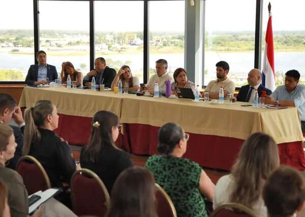 Opositores urgen movilización para frenar  plan de eliminar “Arancel Cero” - Política - ABC Color