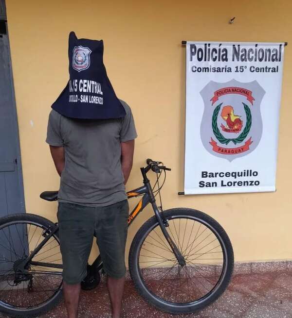 Video: hurto una bicicleta y fue aprehendido - Policiales - ABC Color