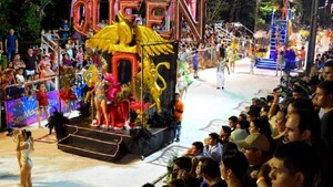 Exceso de belleza y bullicio garantizado ofrece el Carnaval Guaireño desde hoy