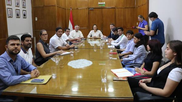 Boleto estudiantil: Gobierno promete entrega de más de 20.000 tarjetas pendientes