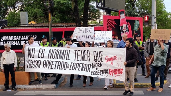 Pasajeros exigen mejor transporte público: “Estamos cansados de todas las penurias”