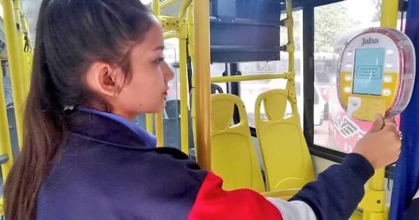 Diario HOY | Tarjeta virtual o app reemplazaría al boleto estudiantil