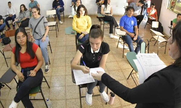 Más de 13.000 jóvenes rinden mañana para acceder a las 5.000 Becas del Gobierno – Prensa 5