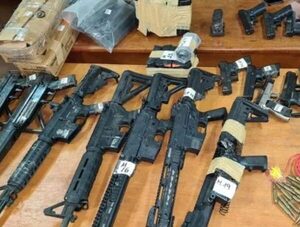 Codena aprueba reglamento de ley de armas para frenar el tráfico ilegal · Radio Monumental 1080 AM
