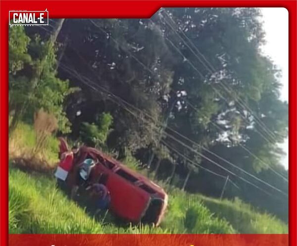 ROBÓ UN TAXI Y TERMINÓ VOLCANDO