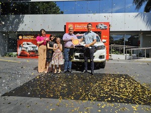 Shell Lubricantes entregó la camioneta Maxus 0 km