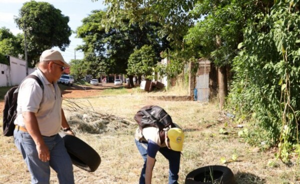 Minga Ambiental en el barrio Santa Ana y Área 4