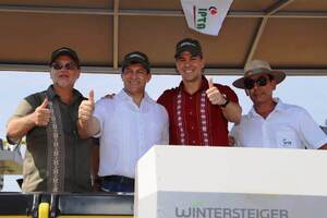 Millonaria inversión en centros de investigación para fortalecer el sector agrario - .::Agencia IP::.
