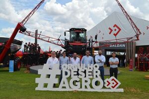 Tracto presente en Show Rural Coopavel junto a las marcas representadas