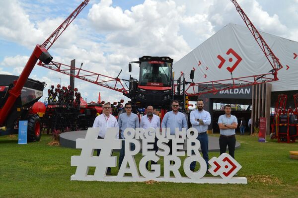 Tracto presente en Show Rural Coopavel junto a las marcas representadas
