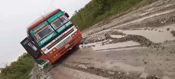 Intensa lluvia es bonanza y preocupación en Alto Paraguay - Noticias del Chaco - ABC Color