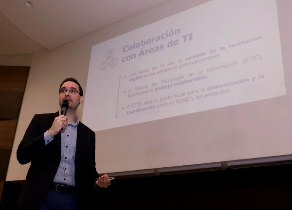 Nominan al viceministro de Tecnologías a los Premios Futuro del Gobierno - .::Agencia IP::.