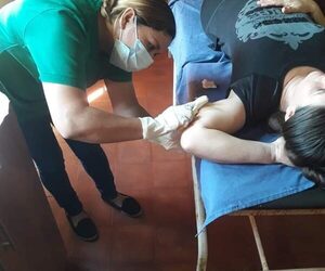 Mujeres de Mbaracayú, acceden a colocación de implantes subdérmico