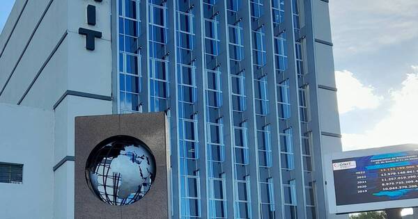 Diario HOY | Ingresos Tributarios atendió más de 143 mil consultas en 2023
