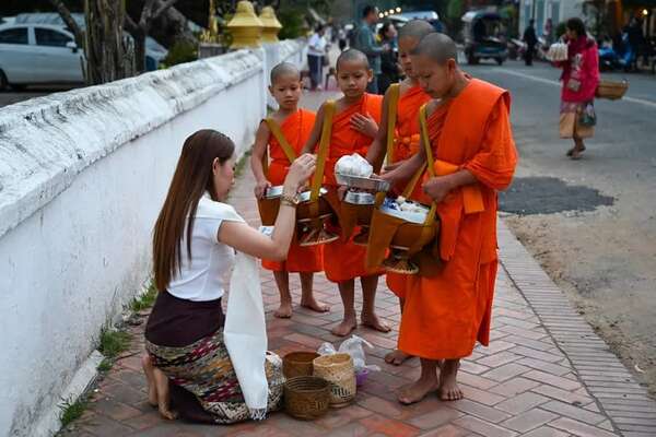 El turismo masivo perturba la tranquilidad de una ciudad histórica de Laos - Viajes - ABC Color
