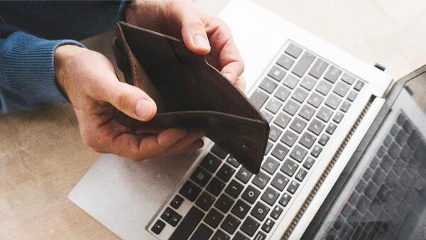 Equifax advierte que perfiles vinculados a Informconf en las redes sociales son cuentas falsas - Revista PLUS