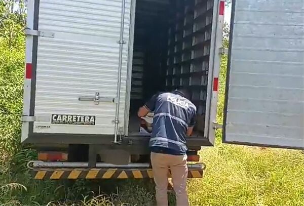 Asaltantes vaciaron furgón repleto de equipos de comunicación cuyo valor oscila los USD 40 mil - Megacadena - Diario Digital