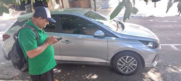 Cuidacoches volverán a las calles desde el lunes y reclaman hablar con el intendente - La Tribuna