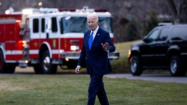 Biden: Si el Congreso no aprueba dinero para Ucrania, será una "negligencia criminal"