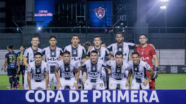 Tacuary consigue su primera victoria