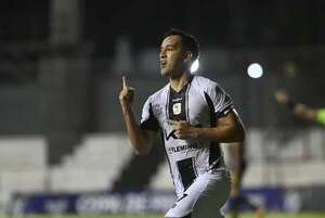 Sportivo Trinidense vs. Tacuary: Camacho lidera el primer triunfo del Buque - Tacuary - ABC Color