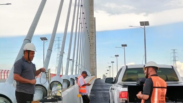 Realizan pruebas de carga del Puente Héroes del Chaco