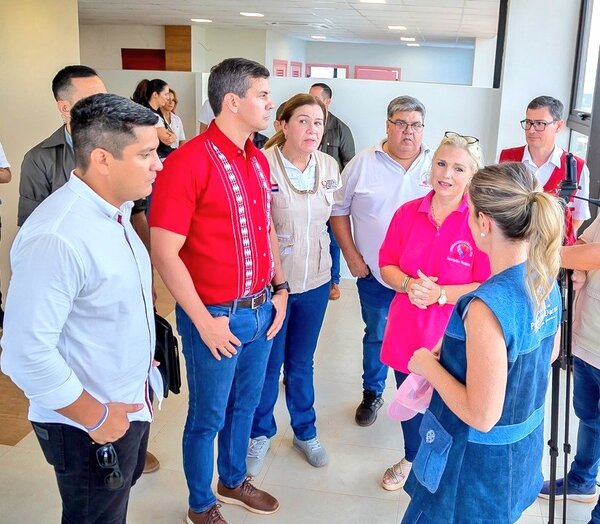 Presidente de la República inspecciona avances en Hospital Día Oncológico y recibe pedido crucial para el tratamiento del cáncer