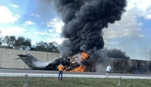 Dos muertos tras accidente aéreo en la interestatal I-75 de Naples, Florida