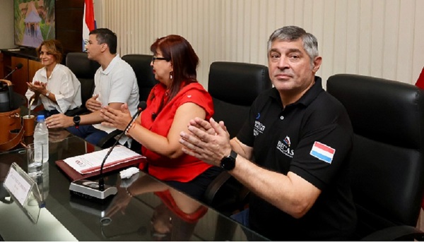 Peña pide que “autonomía universitaria no sea barrera para trabajar con el Gobierno”