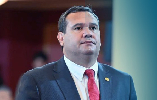 Maidana respalda enmienda constitucional sobre impuesto inmobiliario | OnLivePy