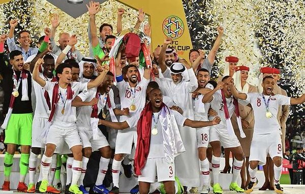 Qatar gana 3-1 a Jordania y revalida su título en la Copa de Asia