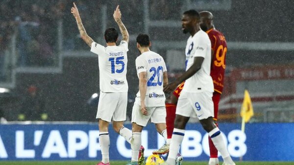 El Inter acaba con el invicto de De Rossi