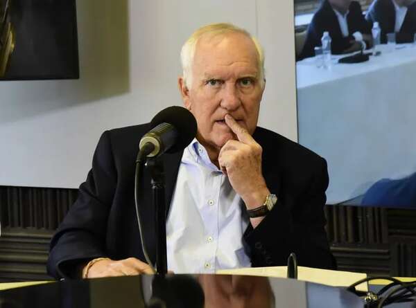 La Constitución no se cambia con imposición, afirma Miguel Abdón Saguier - Política - ABC Color