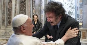  El Papa Francisco y Javier Milei se encontaron por primera vez en el Vaticano